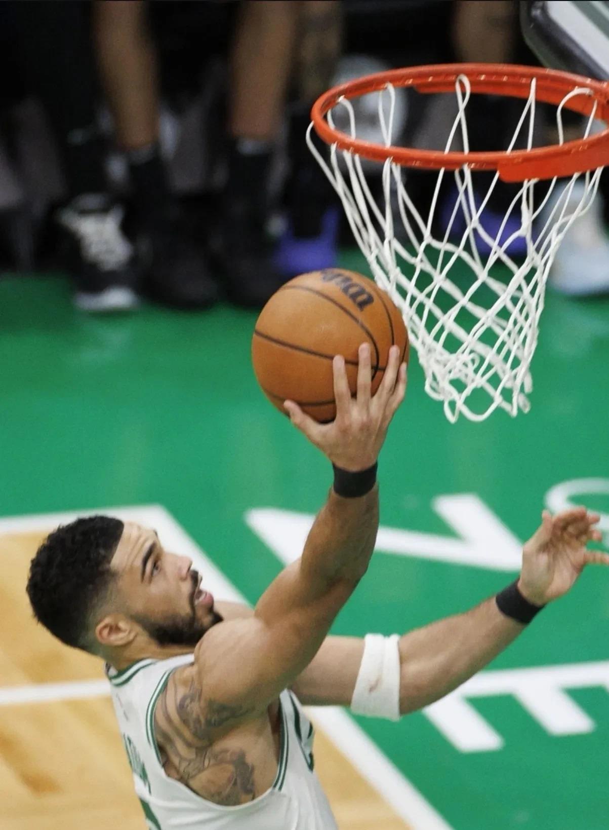 开云中国-包含离谱！塔图姆在湖人比赛中连败洛杉矶快船国际比赛日绝杀压哨，阿贾克斯官宣签约备战西甲的词条-开云中国